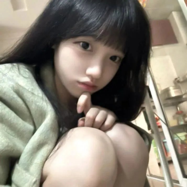 泳池娇娃